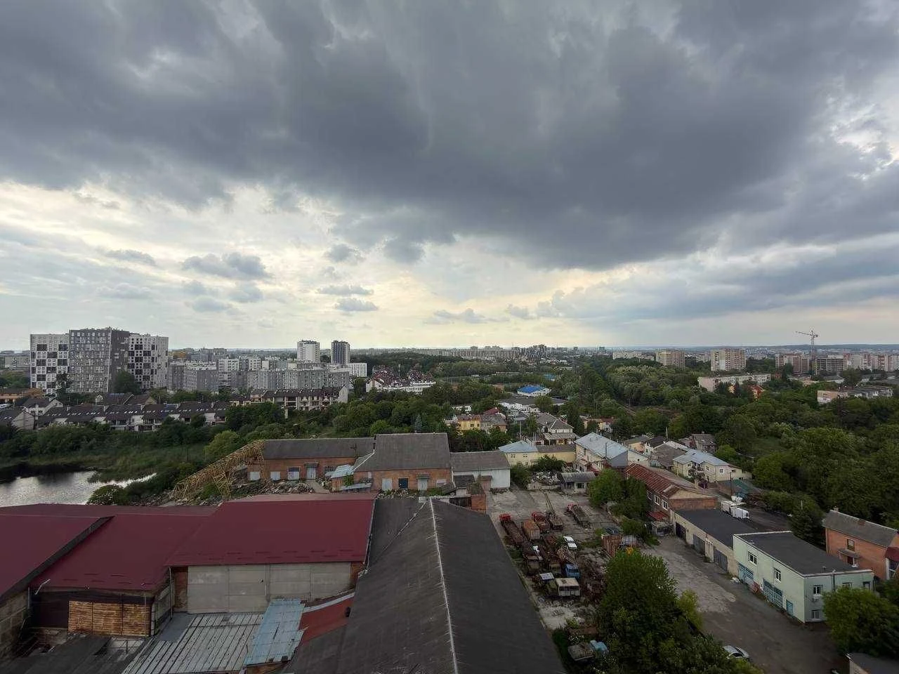 Дворівнева квартира ЖК Національний 3 кімнати + кухня-віталь