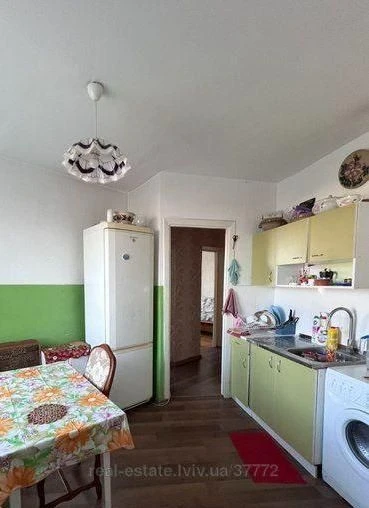 Продаж 3-к.кварт.Пасічна,р-н Майорівка