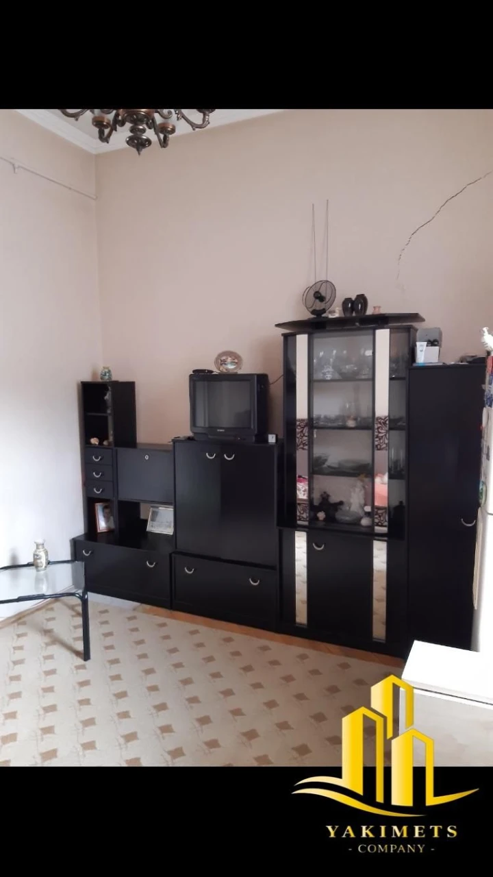 Продається 4-к.кв. в центрі