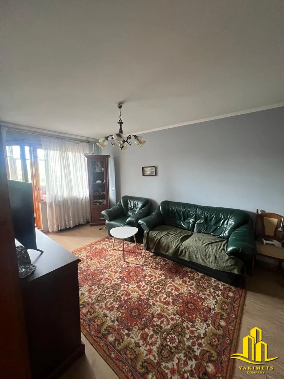 Продаж 3-кімнатної квартири на вул. Наукова