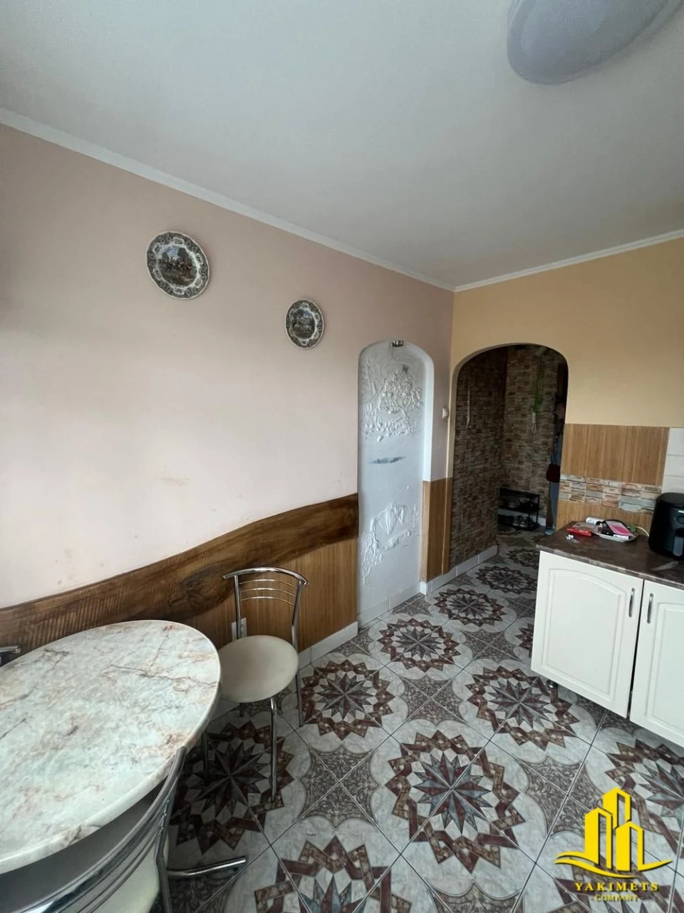 Продаж 3-кімнатної квартири на вул. Наукова