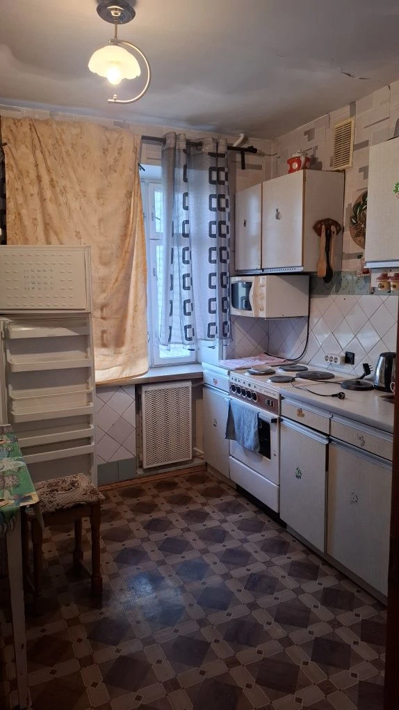 Продаж 2х кімнатної кв вул Миколайчука ,Шевченківський рн ,м