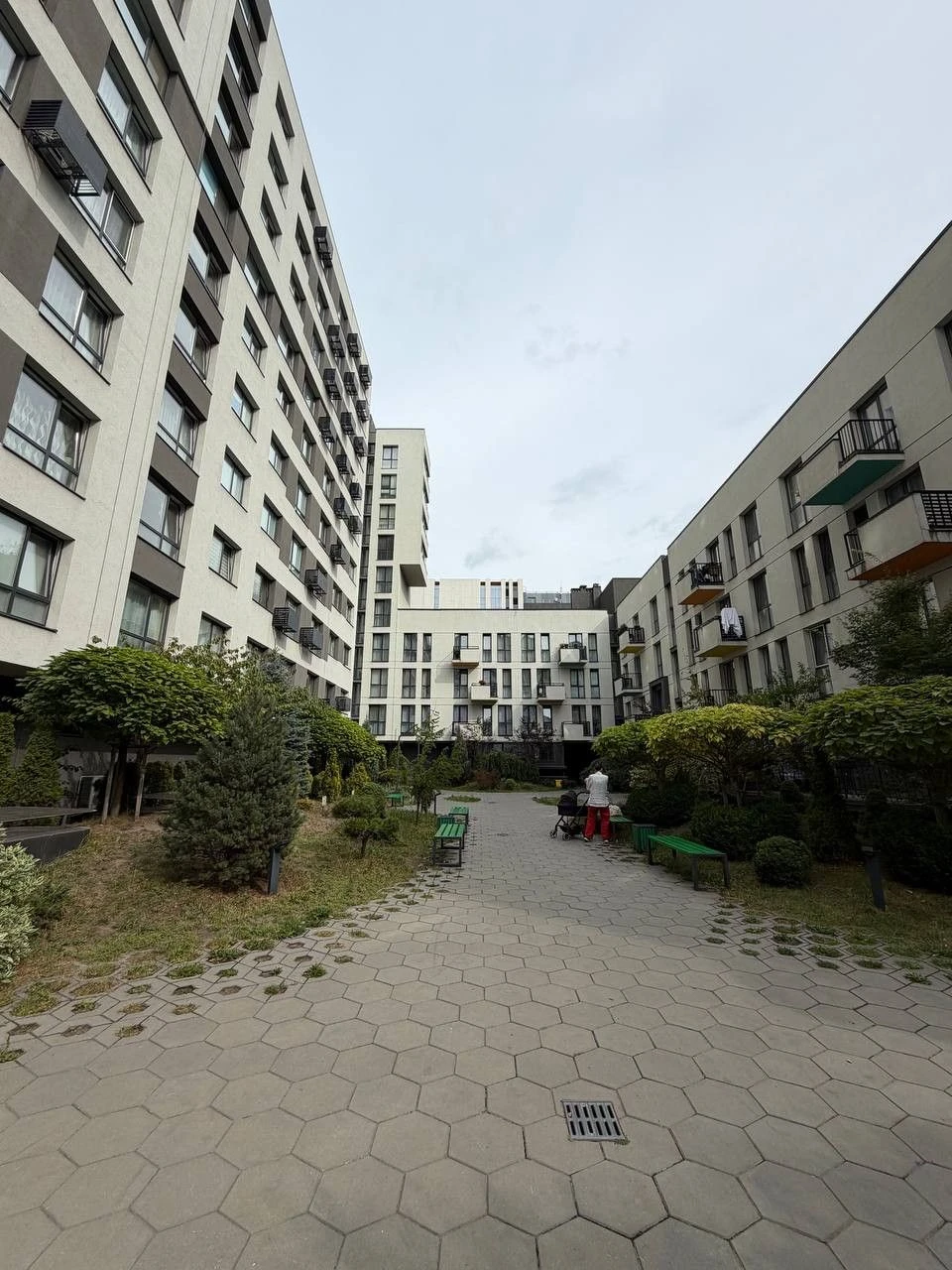 Продаж 1-кімнатної квартири з ремонтом вул. Кульпарківська у