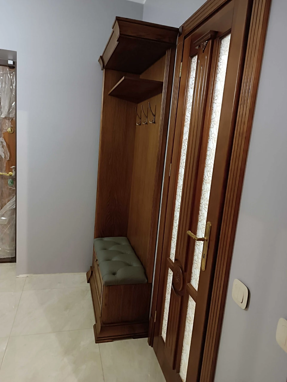 Продаж 2-х кімнатної квартири вул. Залізнична 7,  ЖК "На Зал