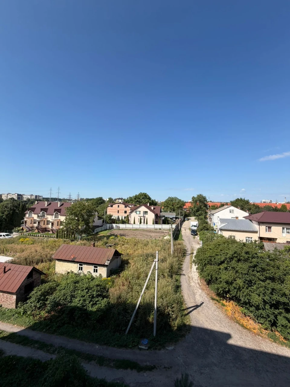 Продаж просторої 2-кімнатної квартири по вул. Ромашкова 10 а
