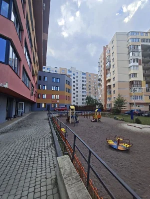Терміновий продаж 2к квартири у Львові по вул Підголоско