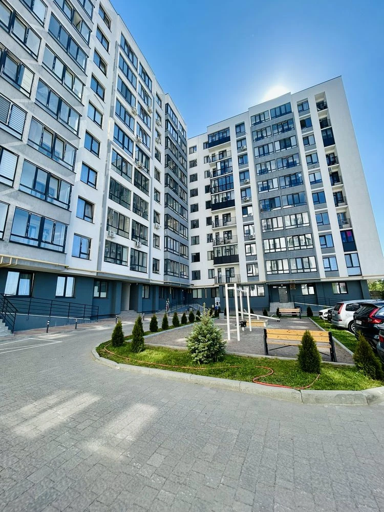 Без комісій  %. Заселена  новобудова, вул. Довга 1 кім 47м 7