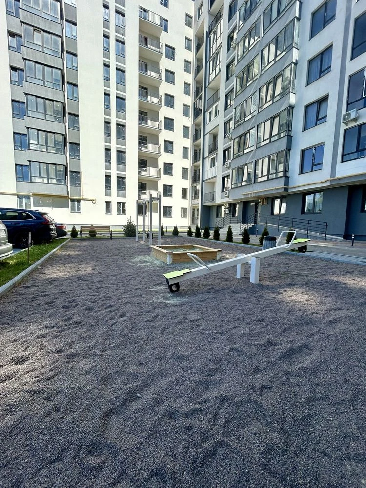 Без комісій  %. Заселена  новобудова, вул. Довга 1 кім 47м 7