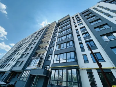 Без комісій  %. Заселена  новобудова, вул. Довга 1 кім 47м 7