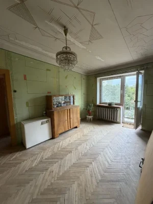 For sale: 2-room apartment on Horodotska Street