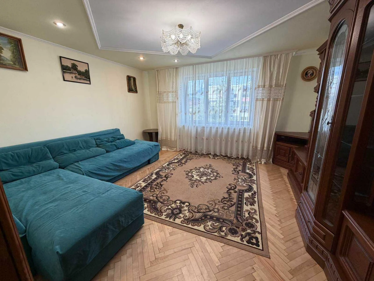3-room apartment for sale on Trylovskoho St. (Sykhiv). 72 sq.m.