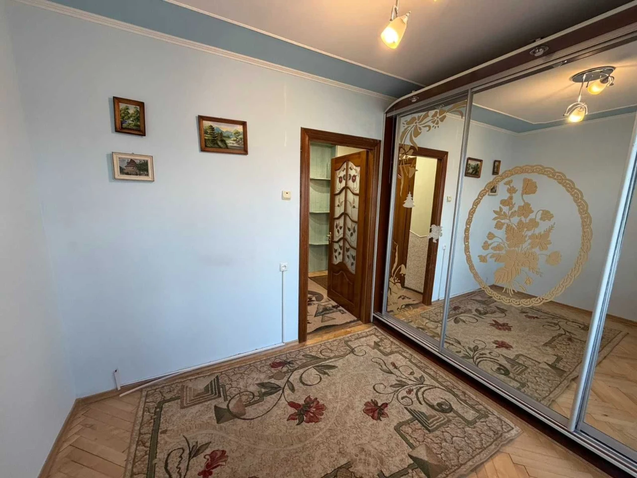 3-room apartment for sale on Trylovskoho St. (Sykhiv). 72 sq.m.