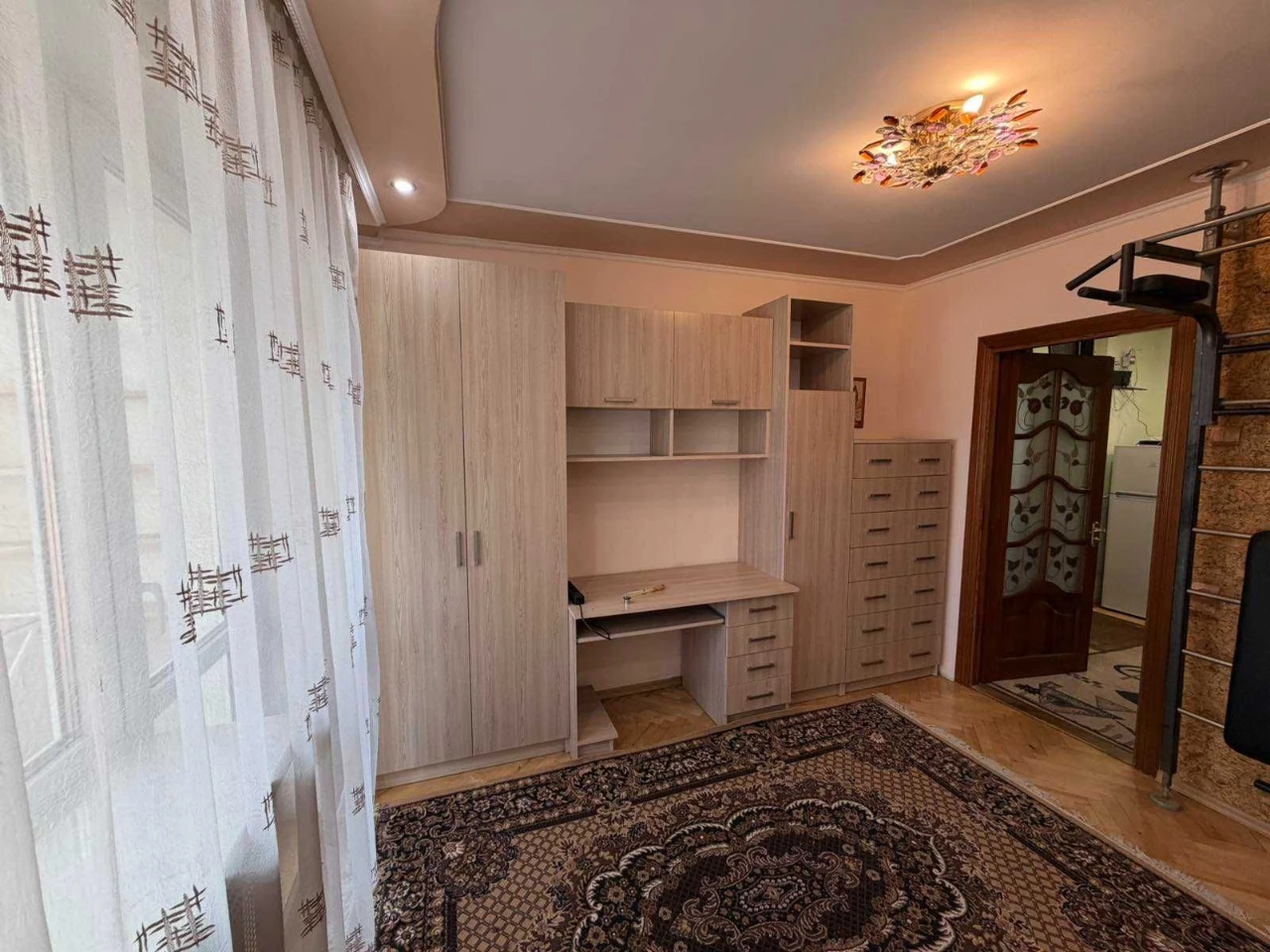 3-room apartment for sale on Trylovskoho St. (Sykhiv). 72 sq.m.