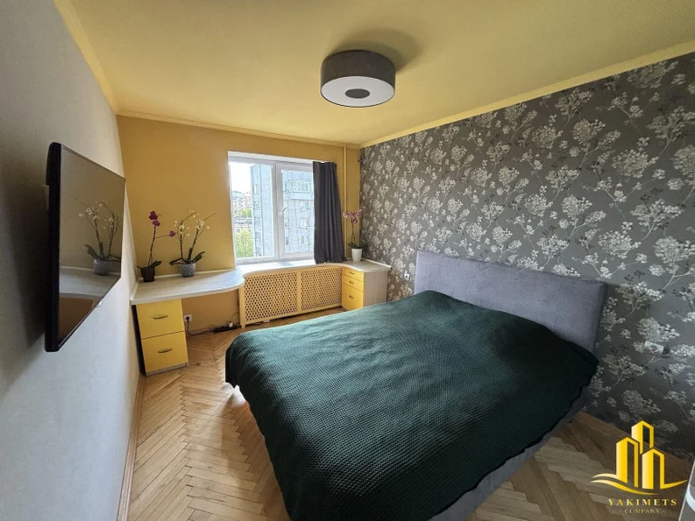 Продаж 2-к квартири; вул. Вагонна
