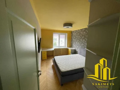 Продаж 2-к квартири; вул. Вагонна