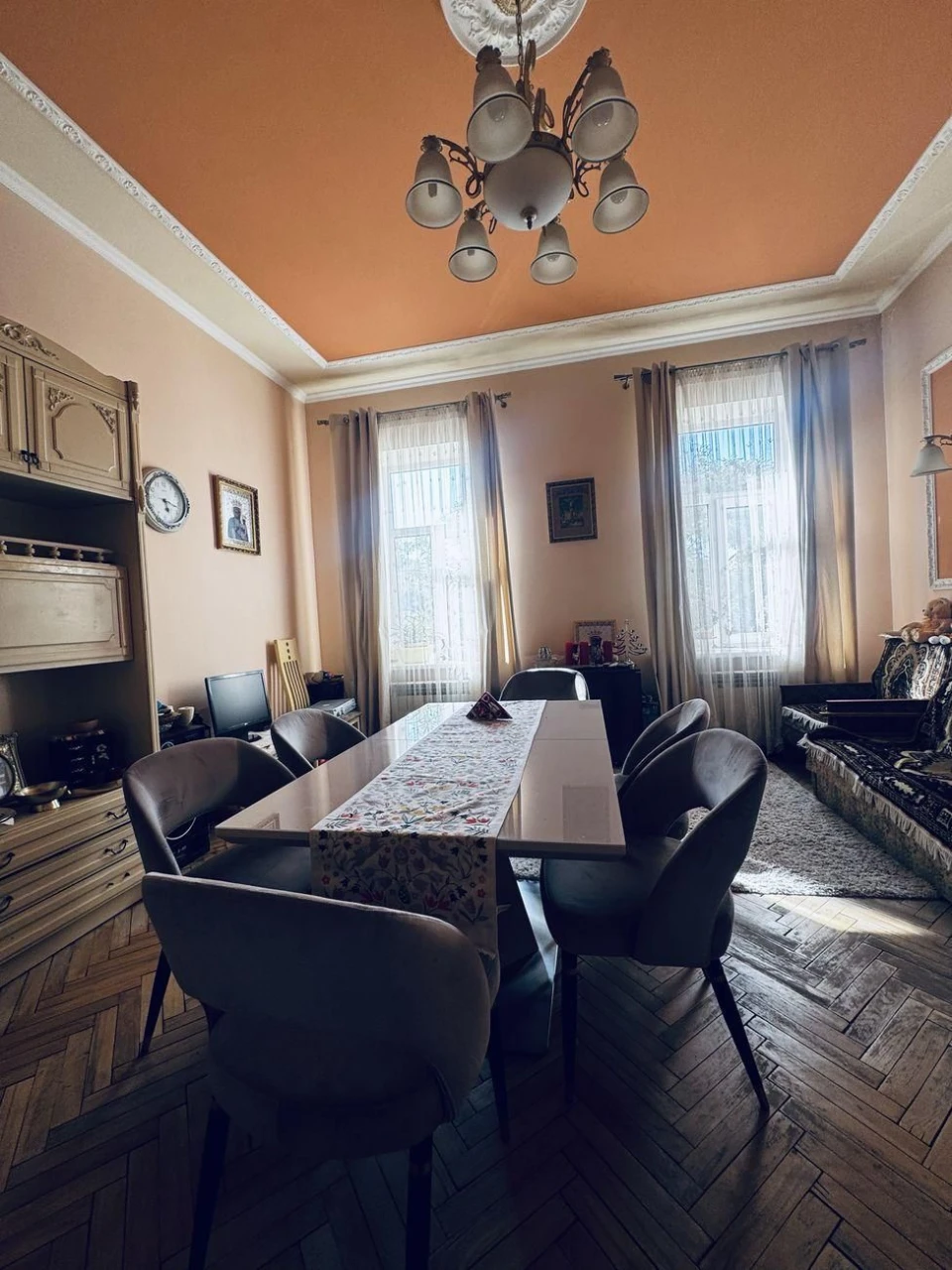 Продаж 2 кімн.квартири, ближній центр