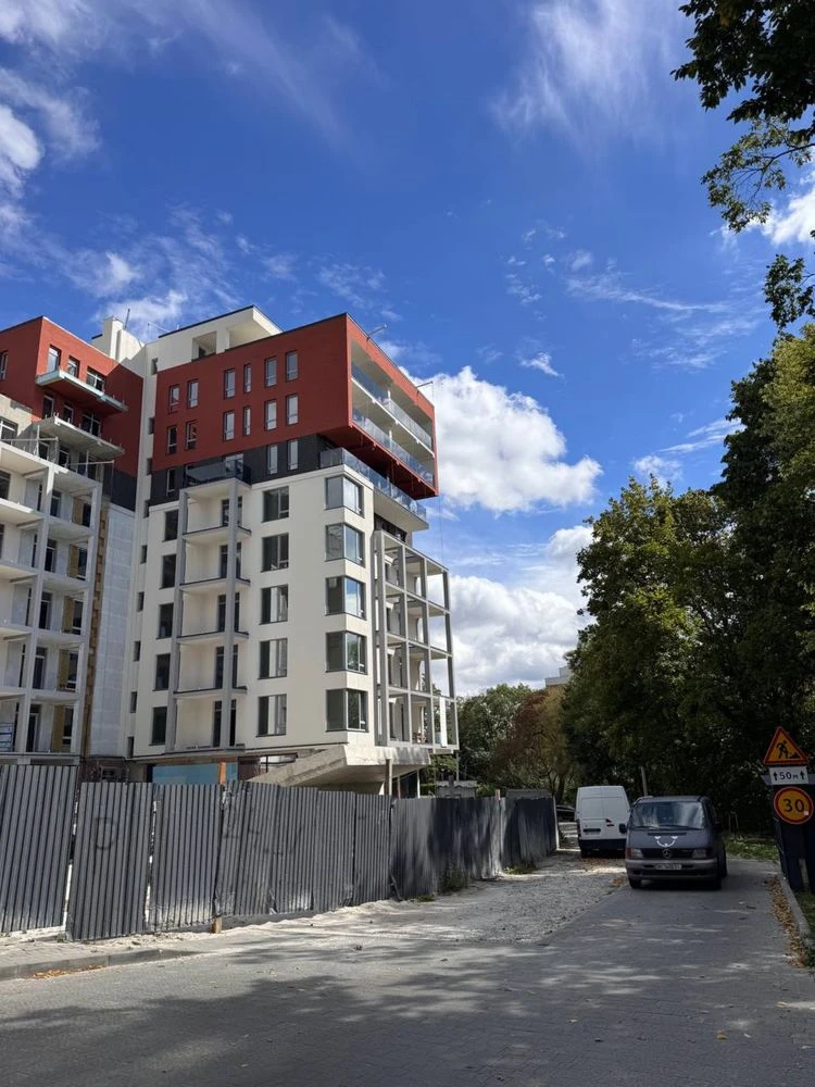 Продаж 2-ох кімнатної квартири у преміальному ЖК Венґлінськи