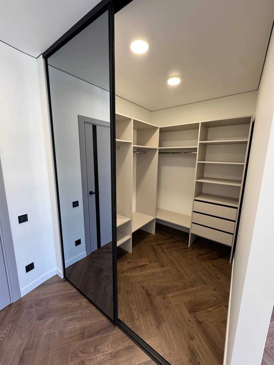 Продаж 2-кімнатної квартири в ЖК Greenville Park Lviv.