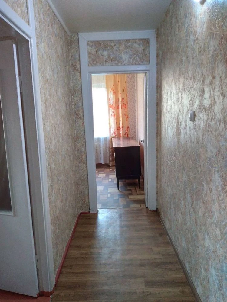 Продаж 2х кімнтана квартира Червоний міст 43 м кв
