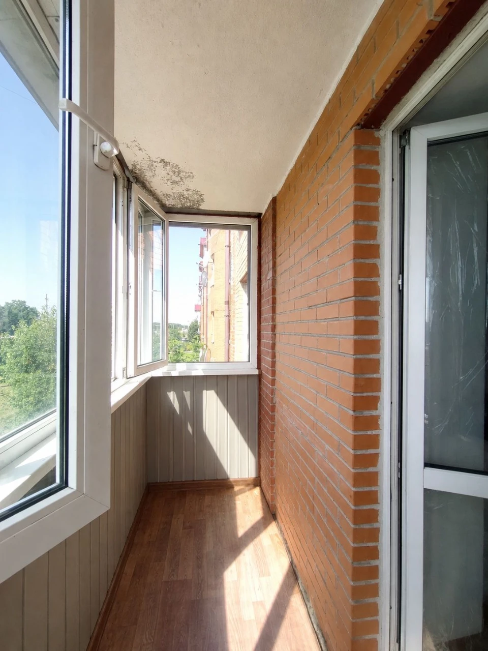 Продаж квартири в гарному будинку