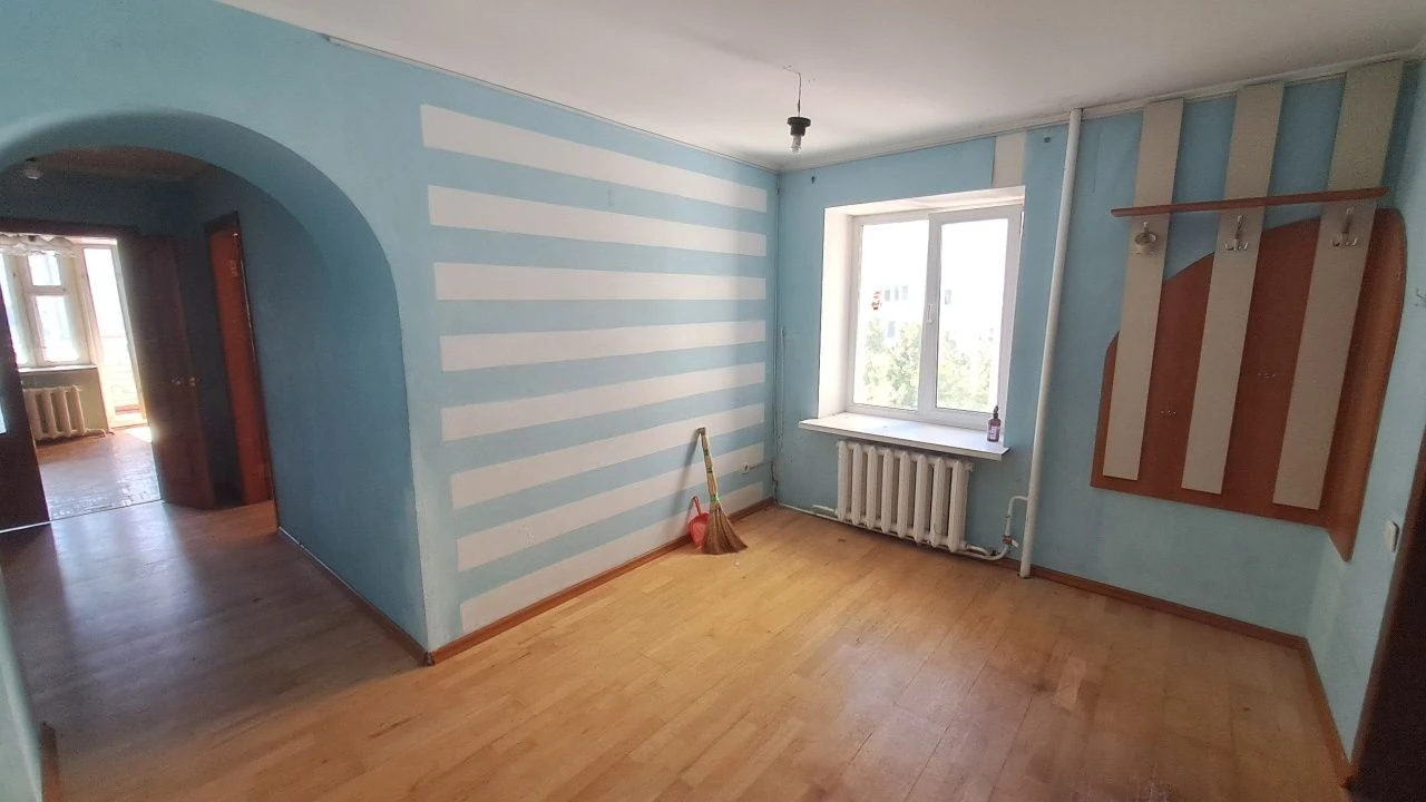 продаж 3 кімн кв 93м2 Центр
