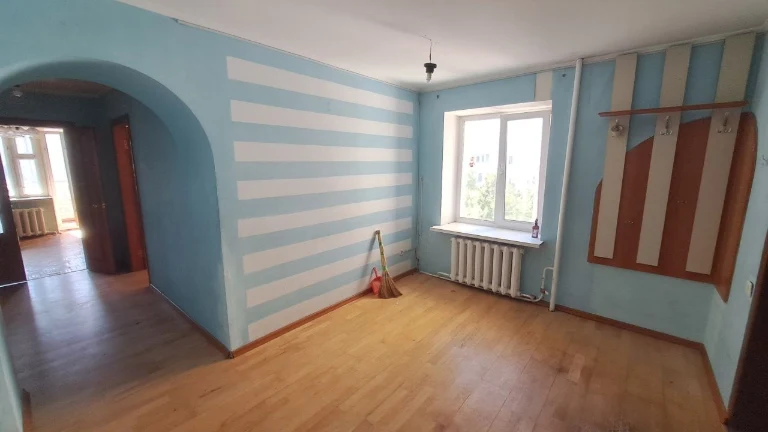 продаж 3 кімн кв 93м2 Центр
