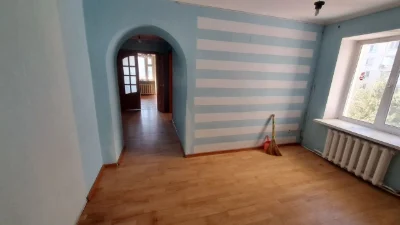 продаж 3 кімн кв 93м2 Центр