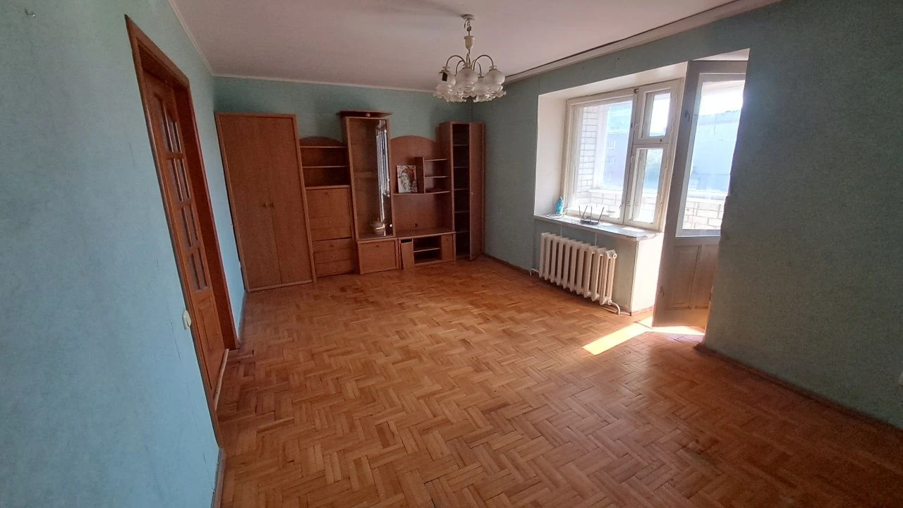 продаж 3 кімн кв 93м2 Центр