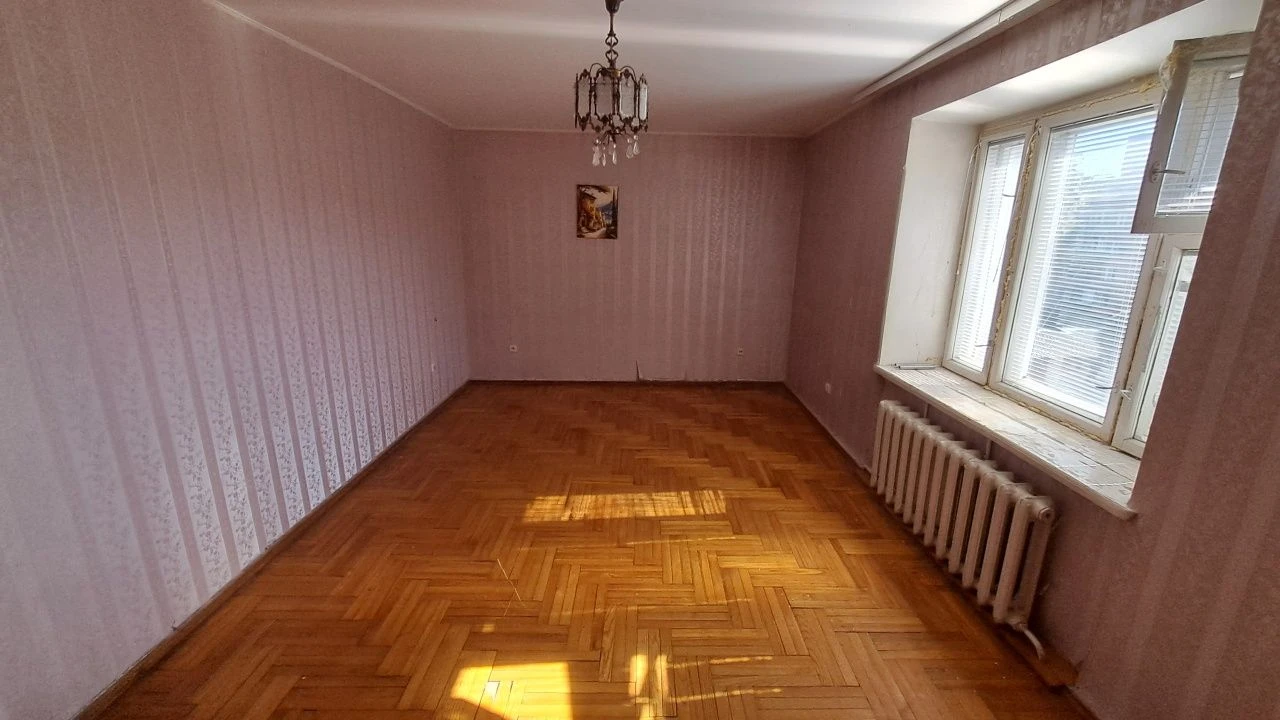 продаж 3 кімн кв 93м2 Центр