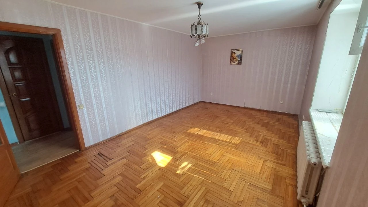 продаж 3 кімн кв 93м2 Центр