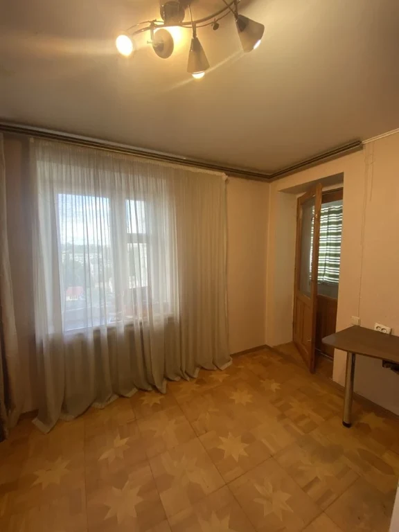 Продам 3х кім. квартиру  79м2  вул. Освіти ( Політех)
