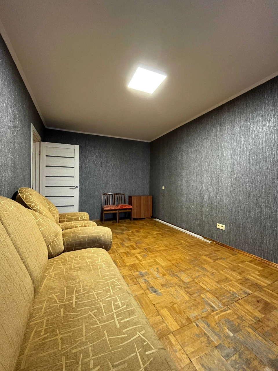 Продається 2-кімнатна квартира площею 48,2 м², Голлівуд. LD