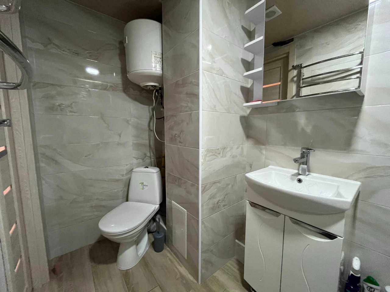 Продається 2-кімнатна квартира площею 48,2 м², Голлівуд. LD