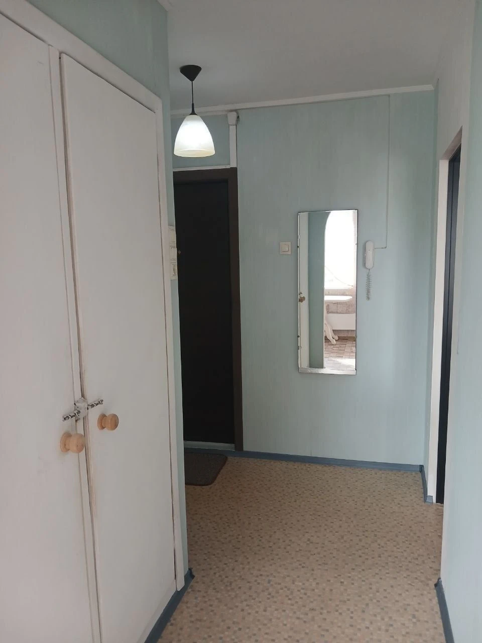 Продам 1 к.кв. пр.Героїв Харкова 304, м-н Сонячний