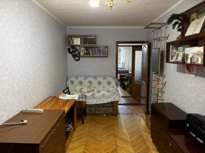 Продам 2 к. кв. этаж 2/5 на 603 м/р ул. В. Зубенко 46