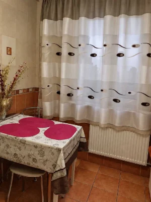 Продам 3к квартиру Роганский Ж\М улучшеной планировки      *