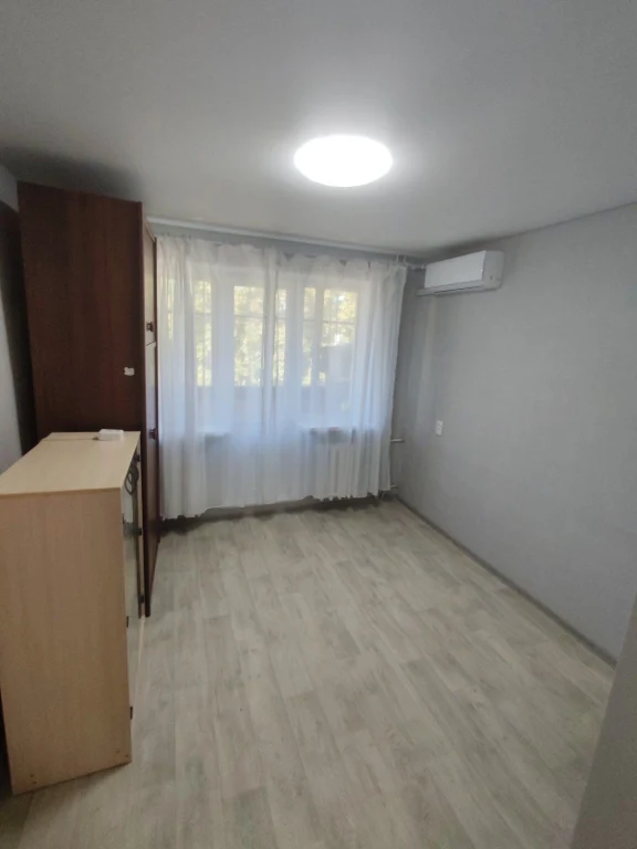 Продам 1 к.кв. с ремонтом 4/5 ул.Франтишека Крала 43, р-н ХТ