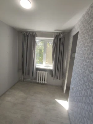 Продам 1 к.кв. с ремонтом 4/5 ул.Франтишека Крала 43, р-н ХТ