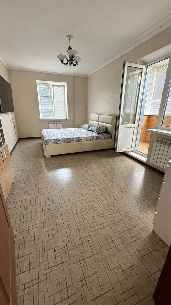 Продам 2к квартиру! Ул.Роганская 180!