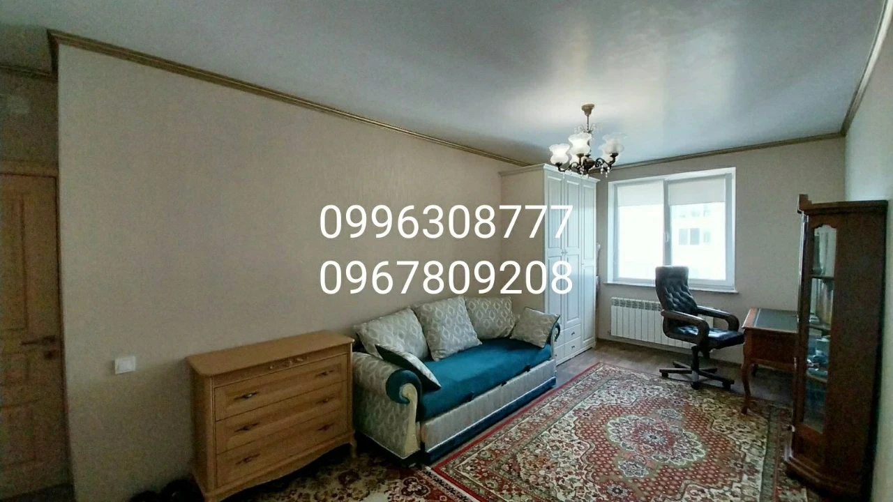 Продам  3 комнатную квартиру  в  новострое ЖК  Искринский! М