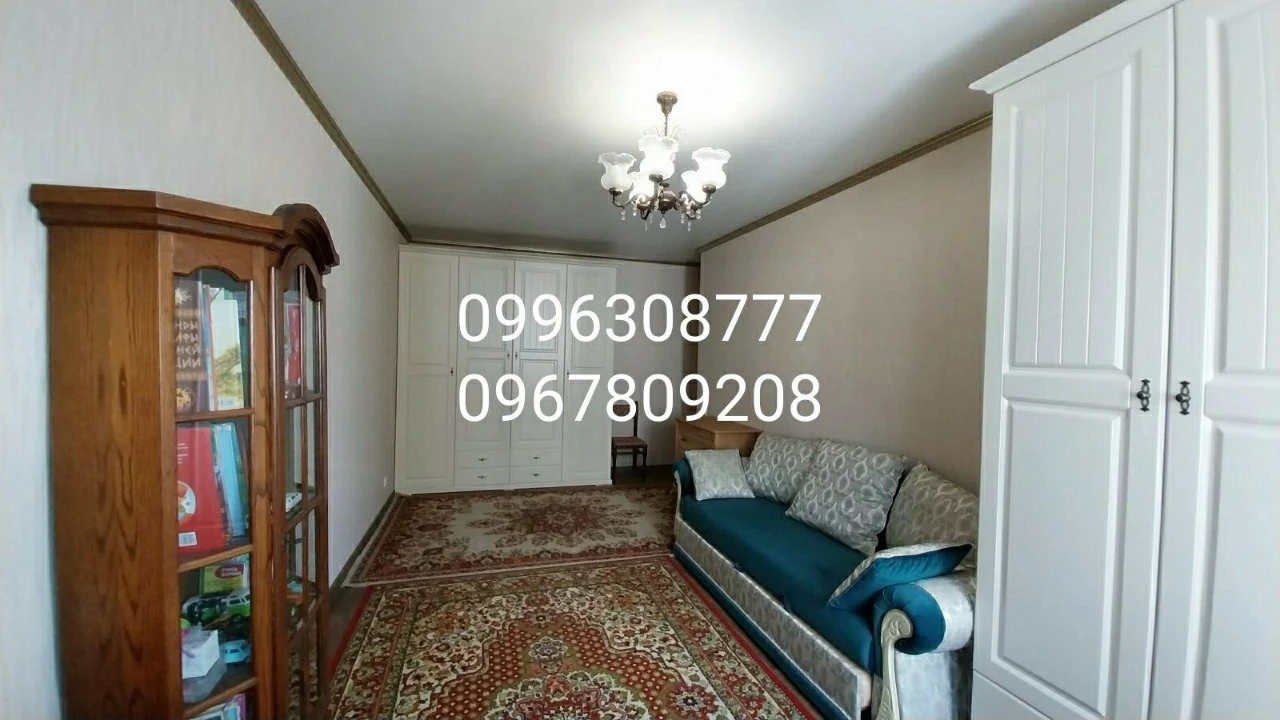 Продам  3 комнатную квартиру  в  новострое ЖК  Искринский! М