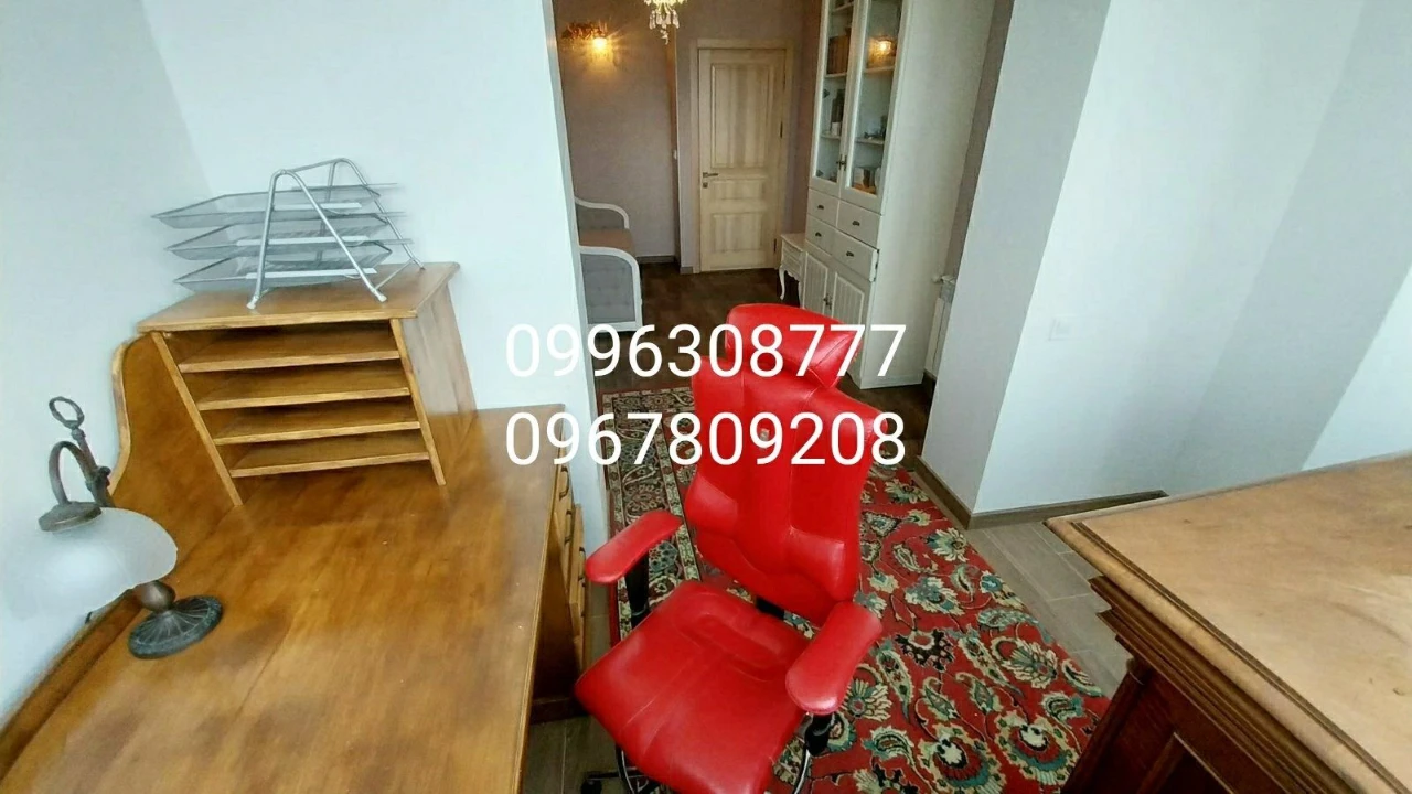 Продам  3 комнатную квартиру  в  новострое ЖК  Искринский! М