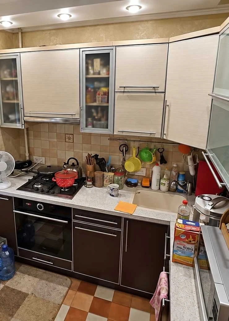 Продам 2к квартиру р-н  ХТЗ. Метро. Рынок   **хорошая цена