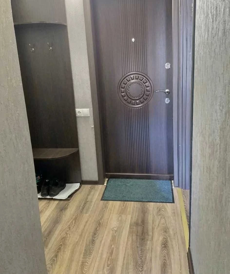 Продам 1 комнатную квартиру