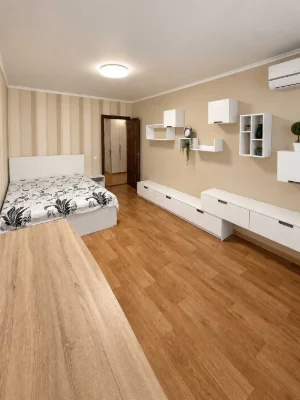 Продам 1к квартиру ХТЗ Метро 3этаж\9ти 2хБалконка