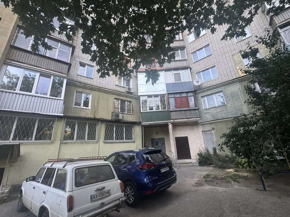 Продам 1 комн.кв. Конный рынок  ремонт ул.Шота Руставели