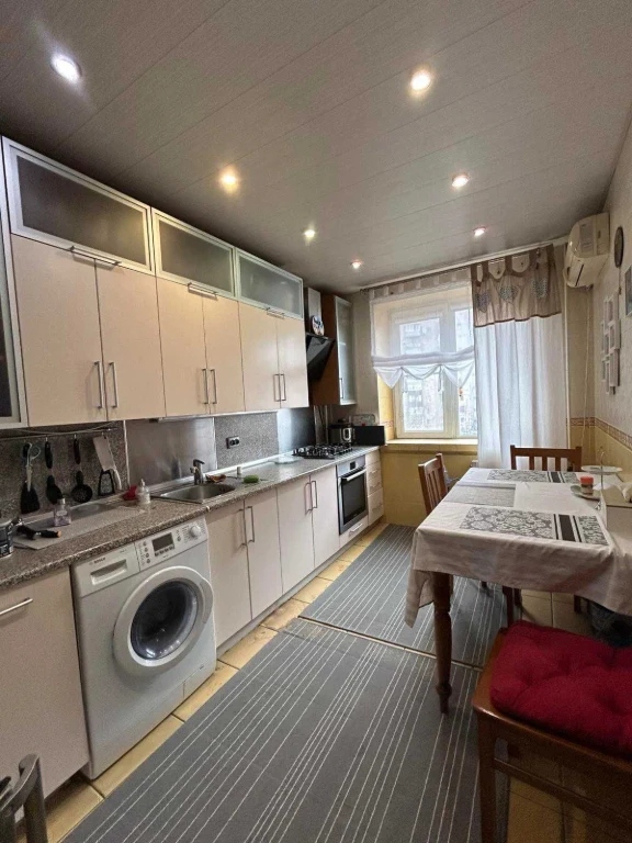 RARE pr-nie! 3-room apt. Kholodnogorskaya st. . M. Kholodnaya Gora