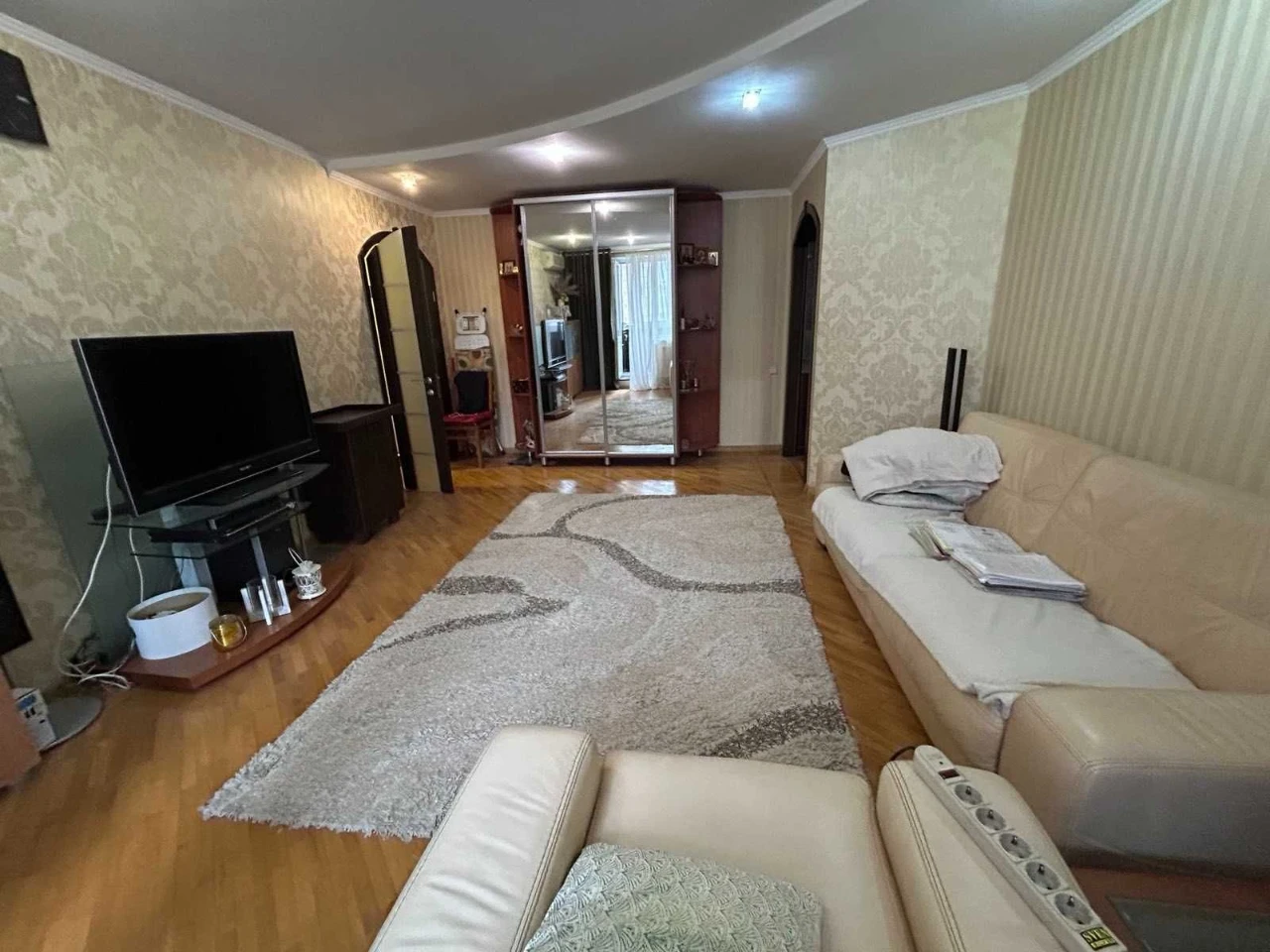 RARE pr-nie! 3-room apt. Kholodnogorskaya st. . M. Kholodnaya Gora
