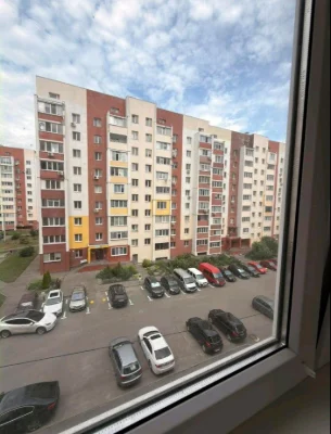 Selling a 1-room apartment with renovation in the Saltovsky residential complex (602 m/r, Me
