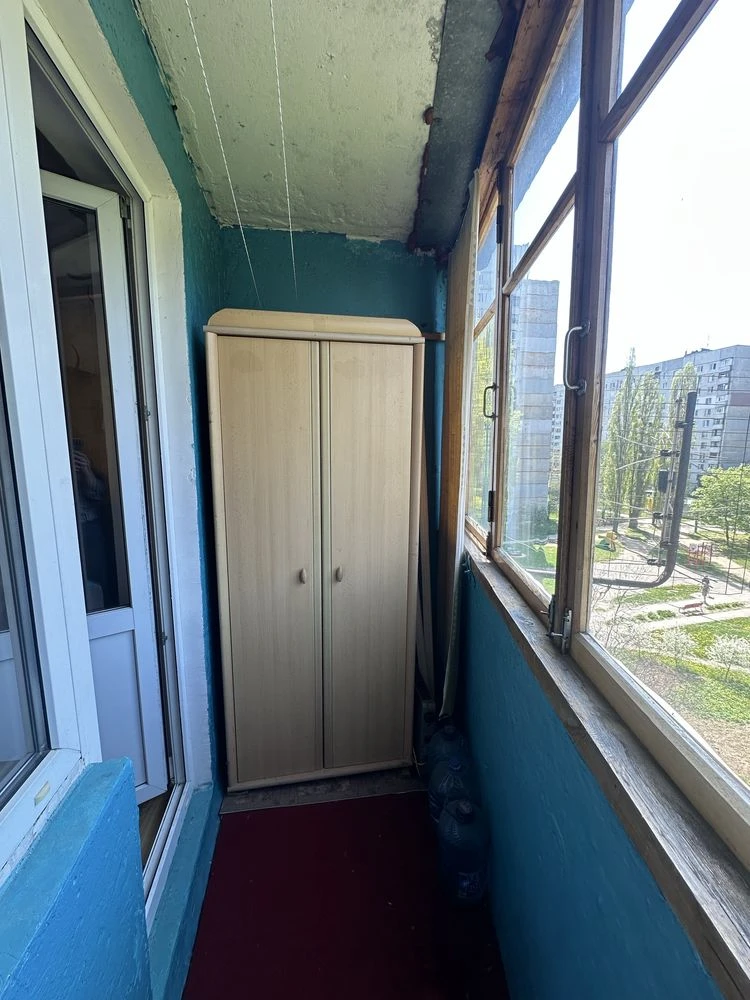 Продам 1 кімнатну квартиру  пр.Л.Свободи,46А. Олексіївка, 6/